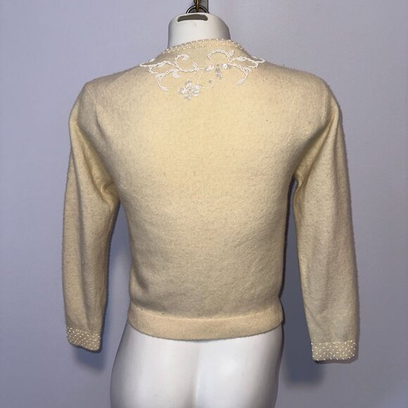 Vtg 50s Marshall Fields Cream Cashmere Cardigan Beaded Sequin Size 36 Small - Picture 3 of 6
